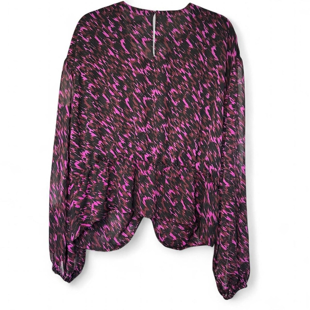 Express Women's Top with Black and Pink Pattern - Picture 6 of 8